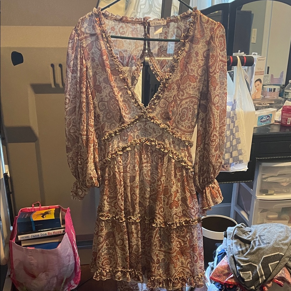 VENUS Long Sleeve Paisley Dress - Red and Cream